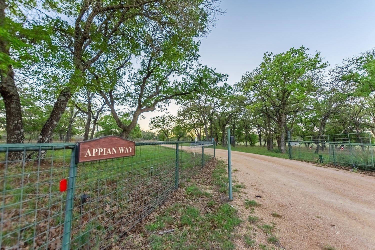 Appian Way Tuscan Cottage Fredericksburg Ngoại thất bức ảnh
